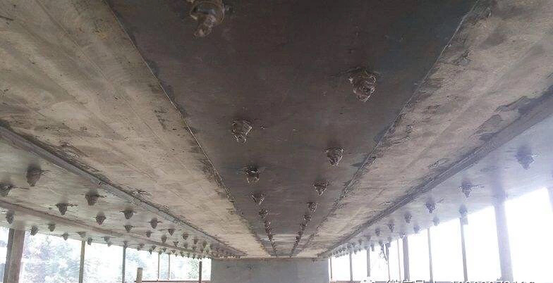 粘钢加固法加固桥梁有哪些施工要求？