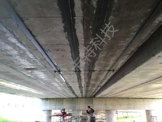 预应力碳纤维板可拆卸锚具用于桥梁加固，有什么优势